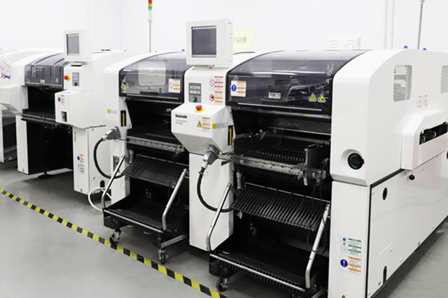 smt生產(chǎn)線對貼片機(jī)有什么要求